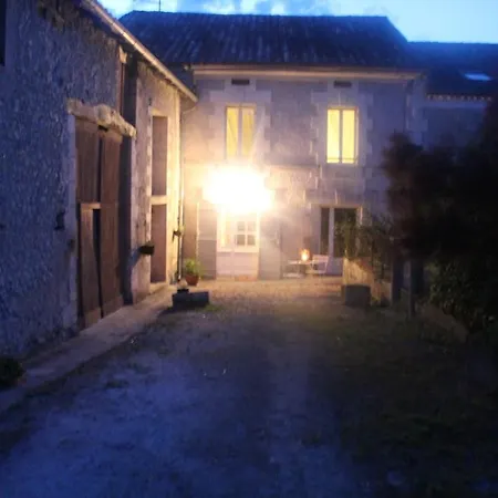 Sur Le Chemin Des Figuiers En Perigord Saint-Victor (Dordogne)